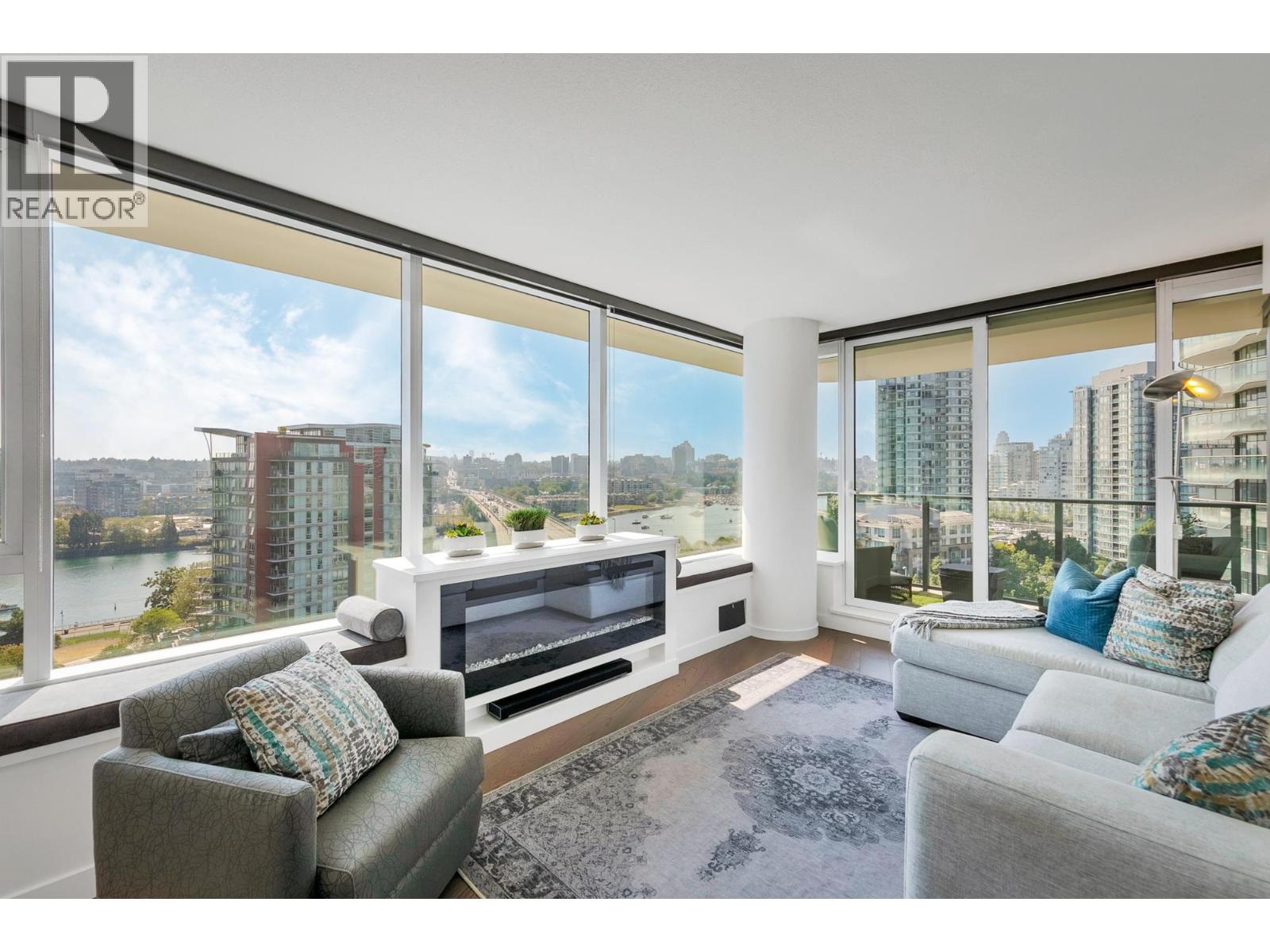 68 Smithe Street Unit 1509, Vancouver, BC V6B 0P4