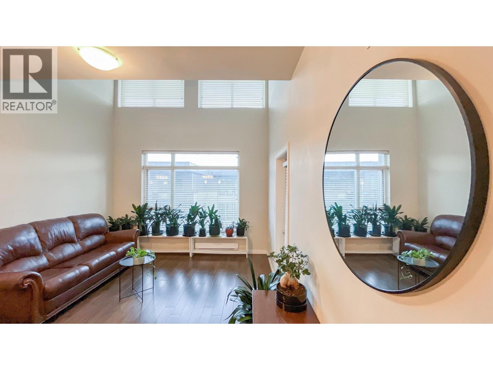 5288 Grimmer Street #ph16, Burnaby, BC V5H 0C5