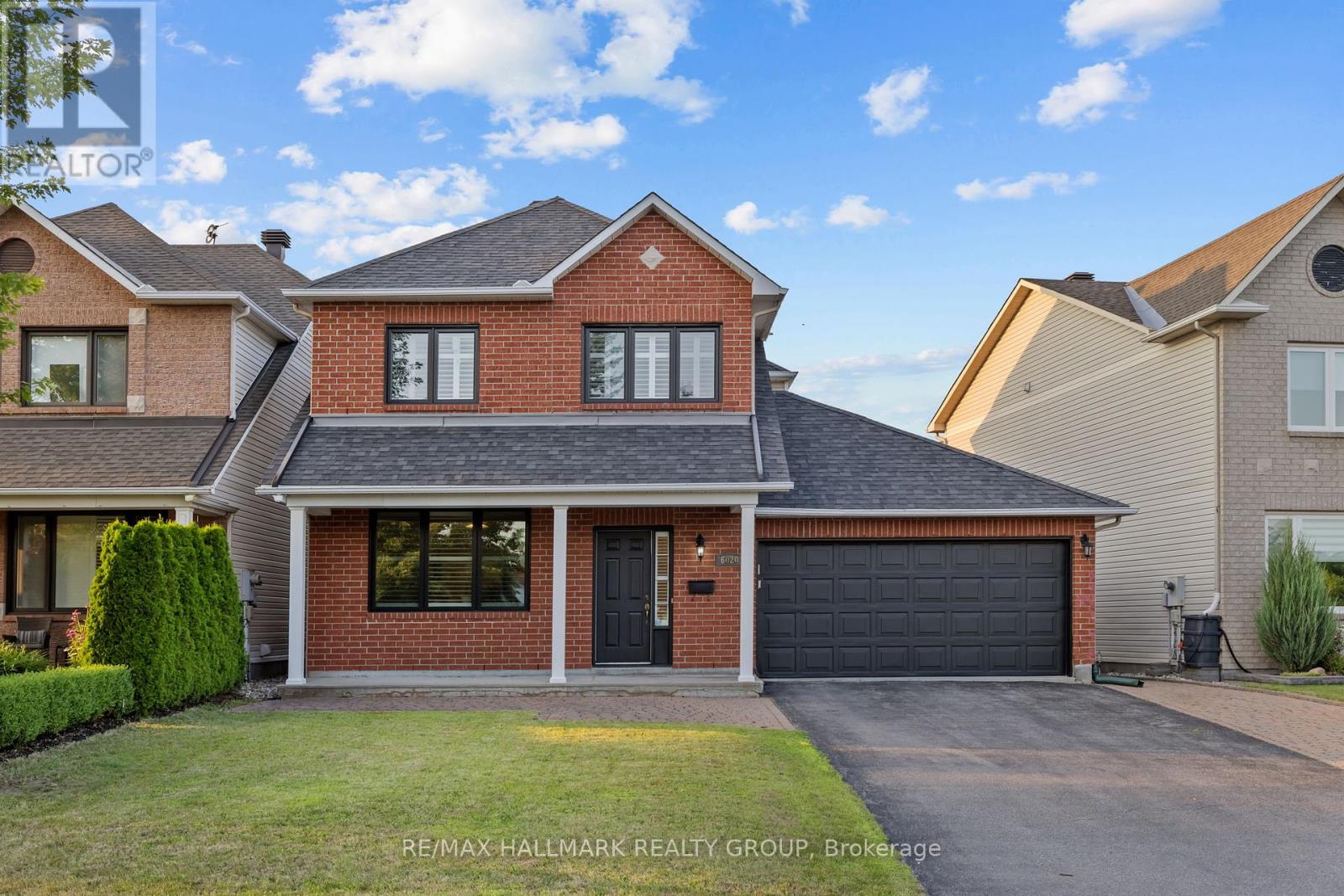 6020 Longleaf Dr, Ottawa, ON K1W 1J2