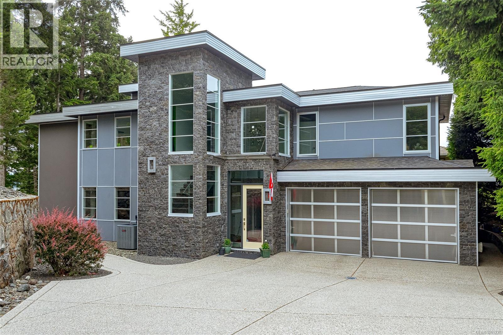 556 Delora Dr, Victoria, BC V9C 3R8