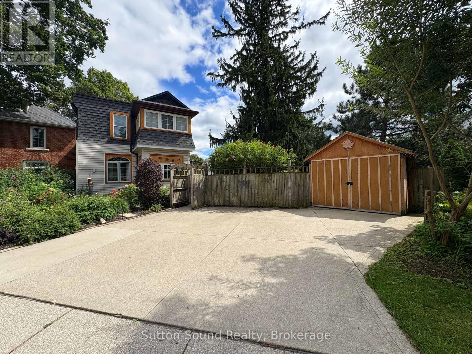 155 5th Street A East, Owen Sound, ON N4K 1C4