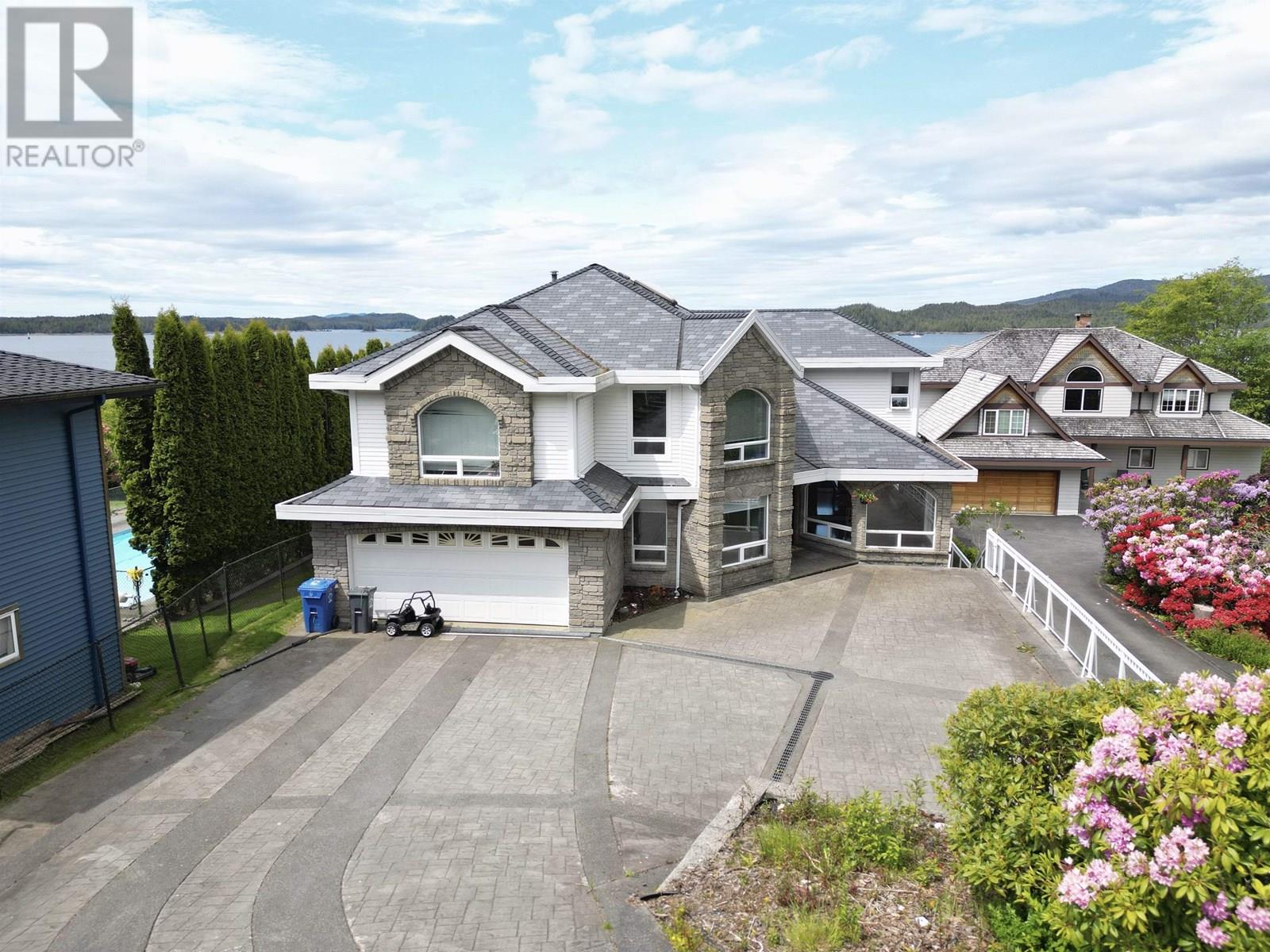 1824 Graham Ave, Prince Rupert, BC V8J 1C8