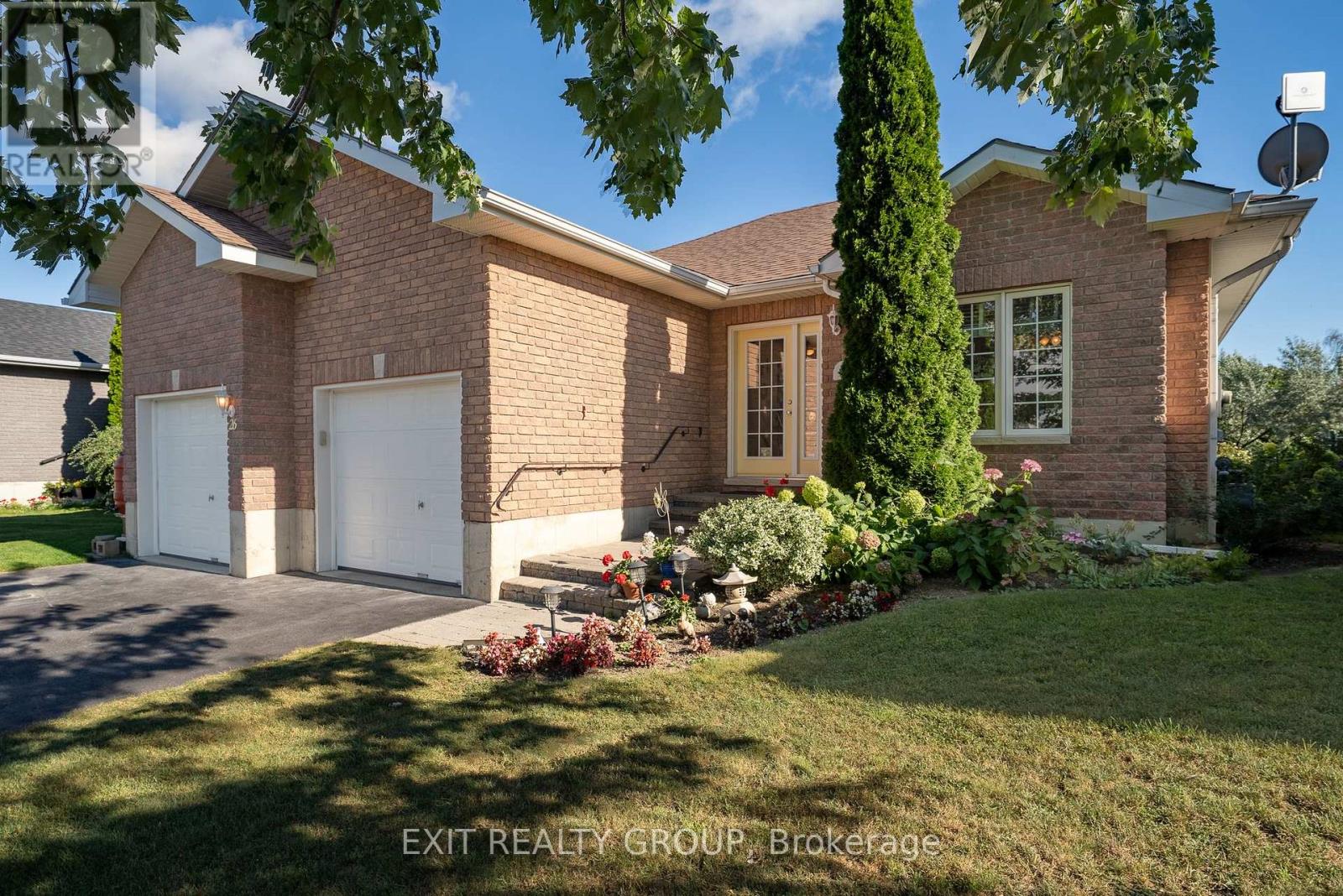 26 Aletha Dr, Prince Edward County Wellington Ward, ON K0K 3L0