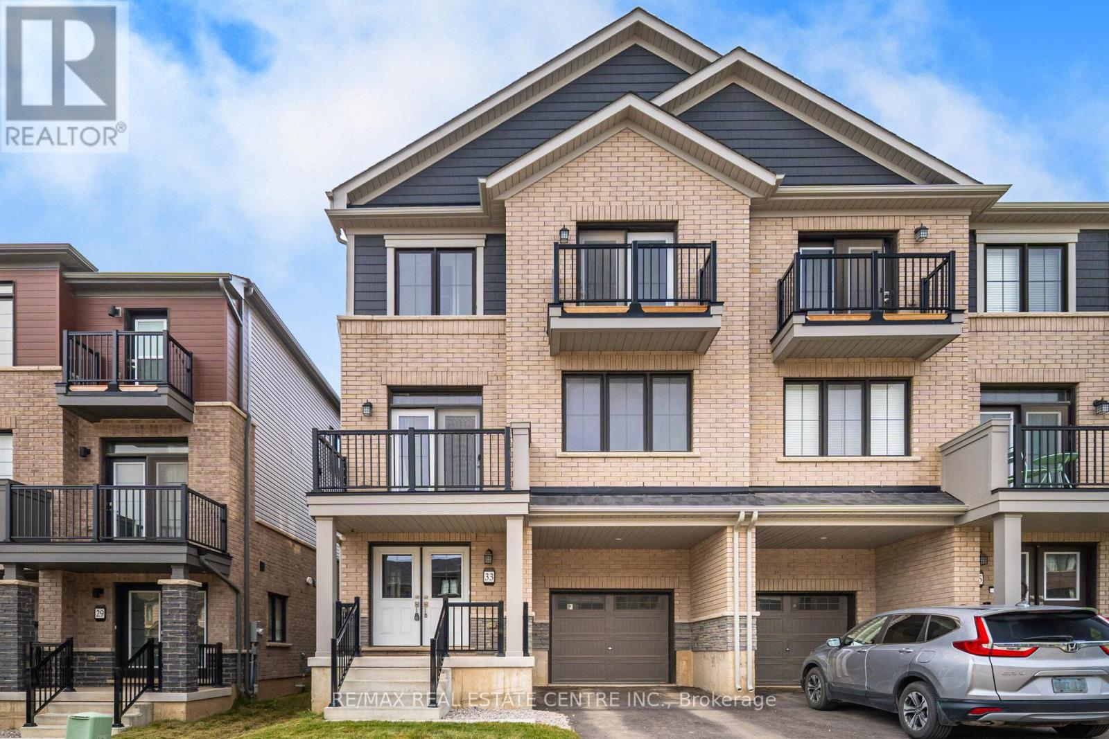 33 Granville Cres, Haldimand, ON N3W 0J5
