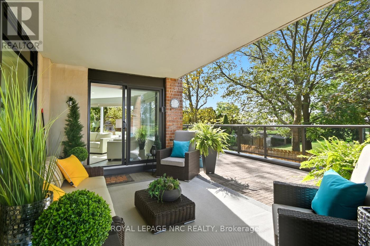 2206 701 Geneva St, St. Catharines, ON L2N 7H9