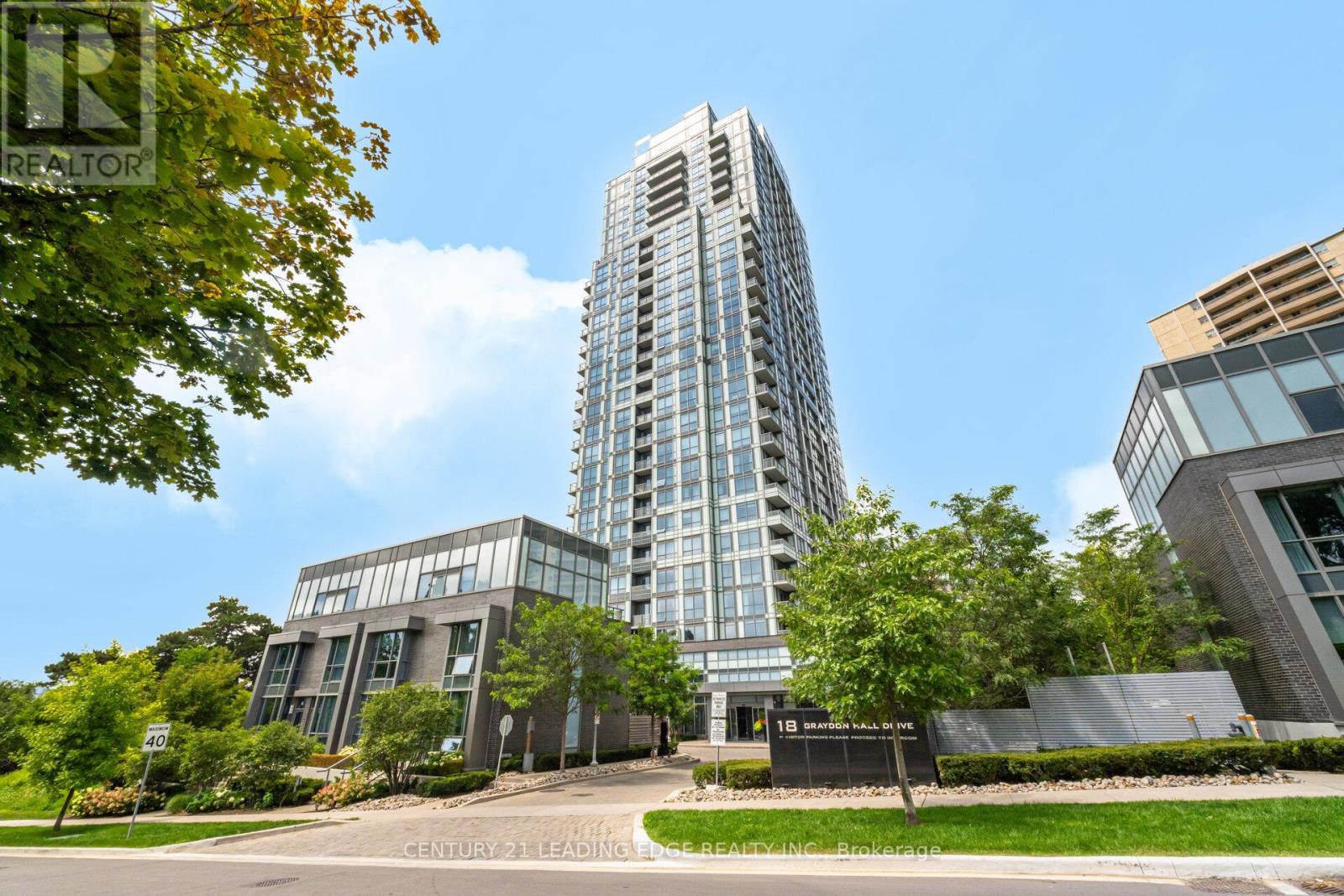 18 Graydon Hall Dr Ph05 Dr, Toronto, ON M3A 0A4