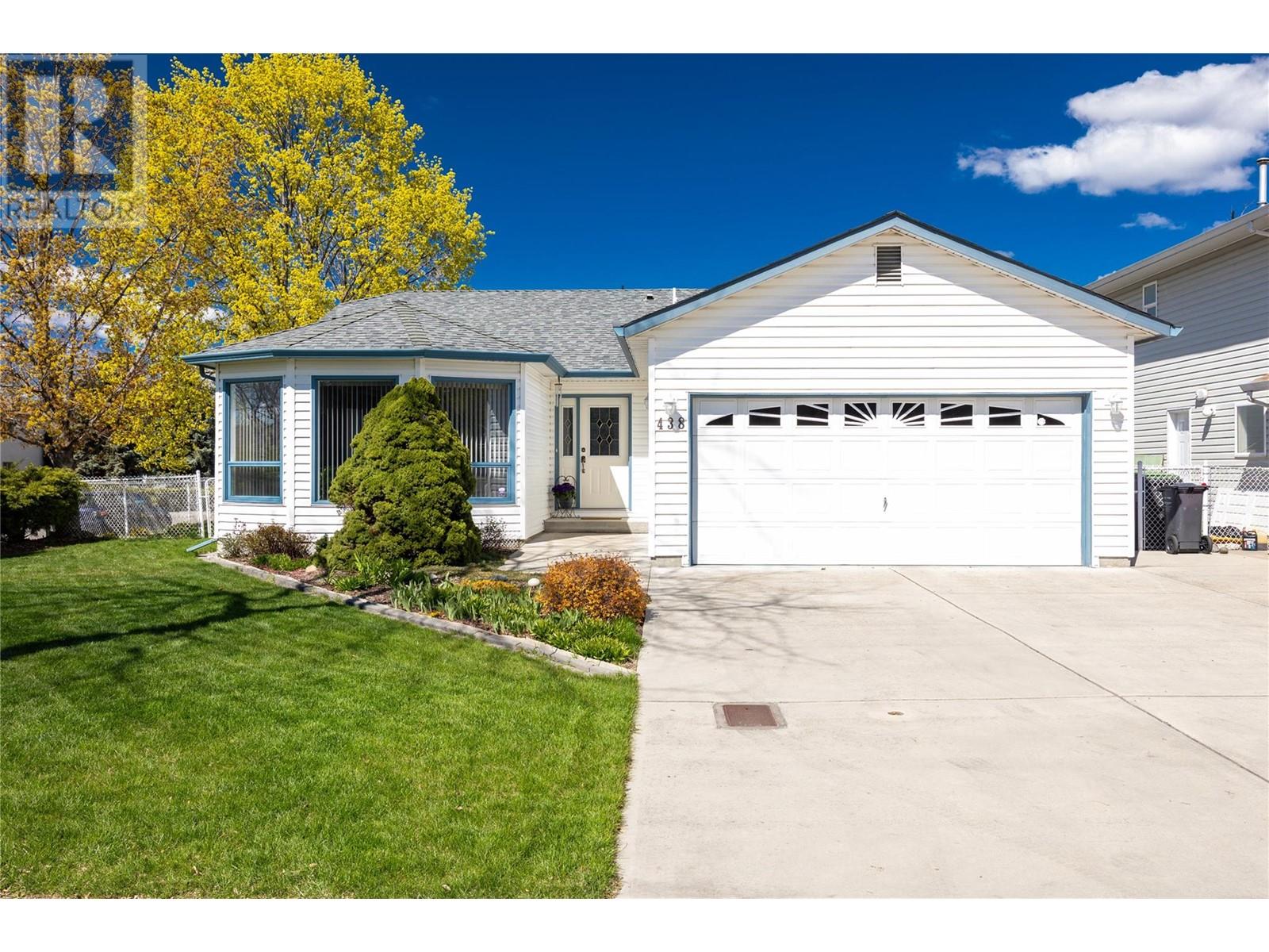 438 Parfitt Ct, Kelowna, BC V1X 7M9
