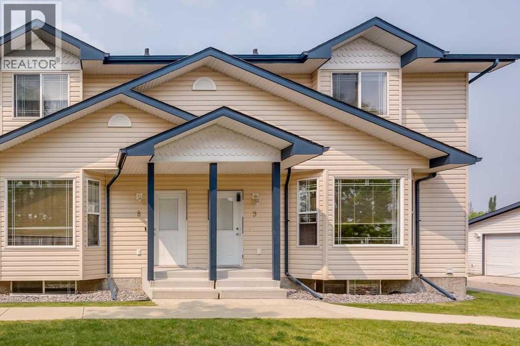 2 Hinshaw Drive Unit 9, Sylvan Lake, AB T4S 2J2