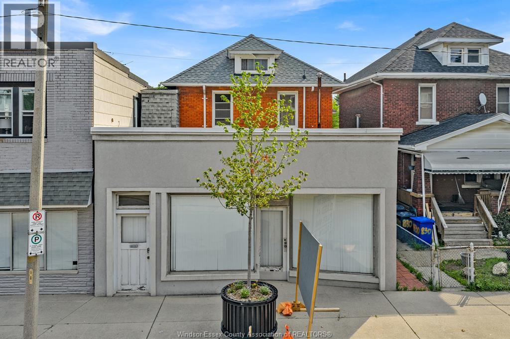 828 Pillette Rd, Windsor, ON N8Y 3B5