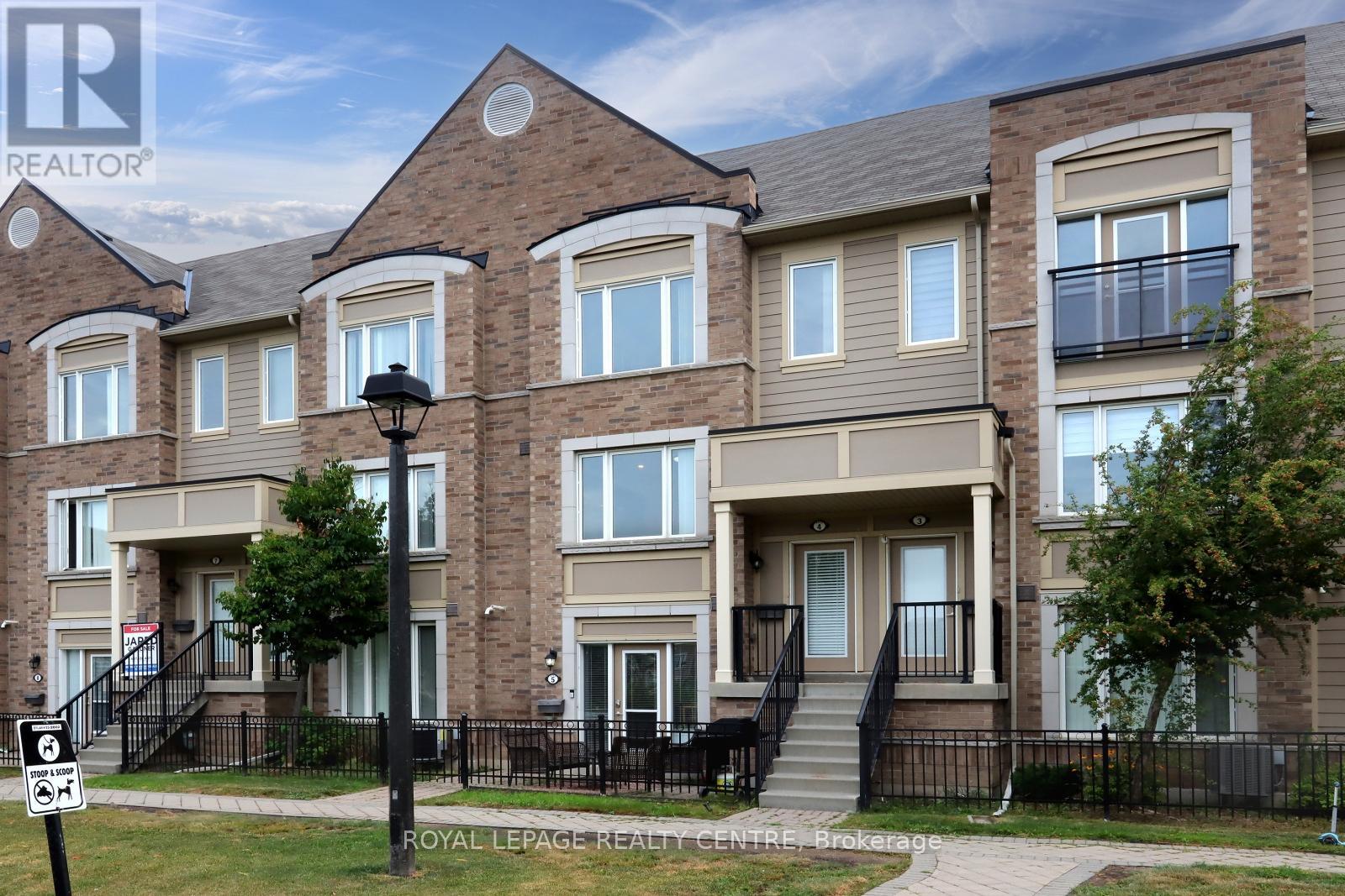 4 3135 Boxford Cres, Mississauga, ON L5M 0X1
