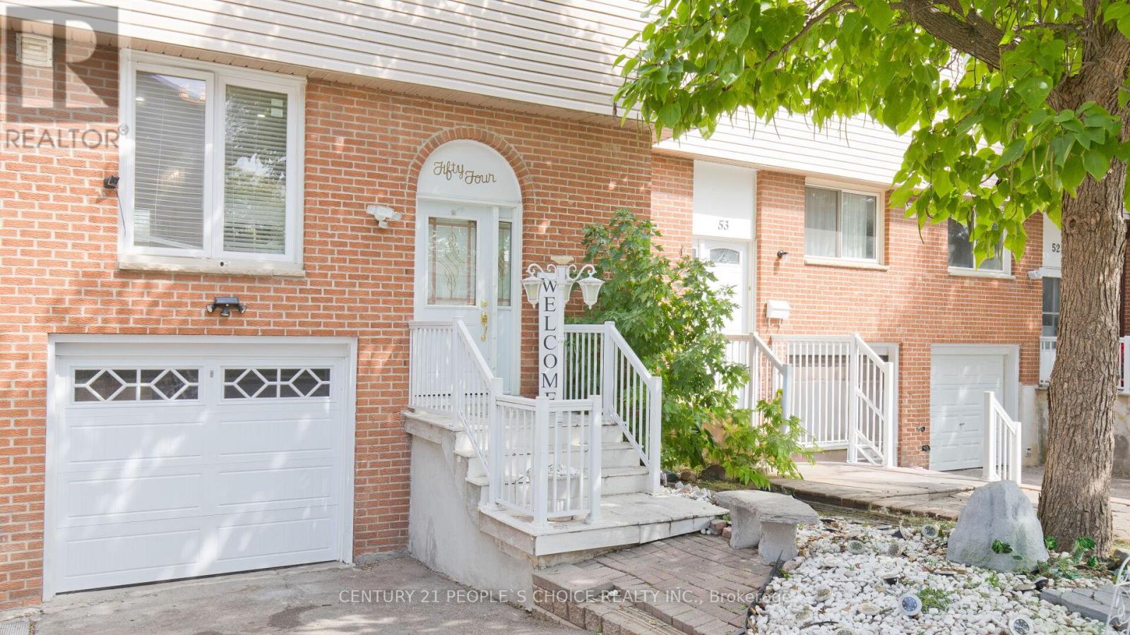54 3525 Brandon Gate, Mississauga, ON L4T 3M3