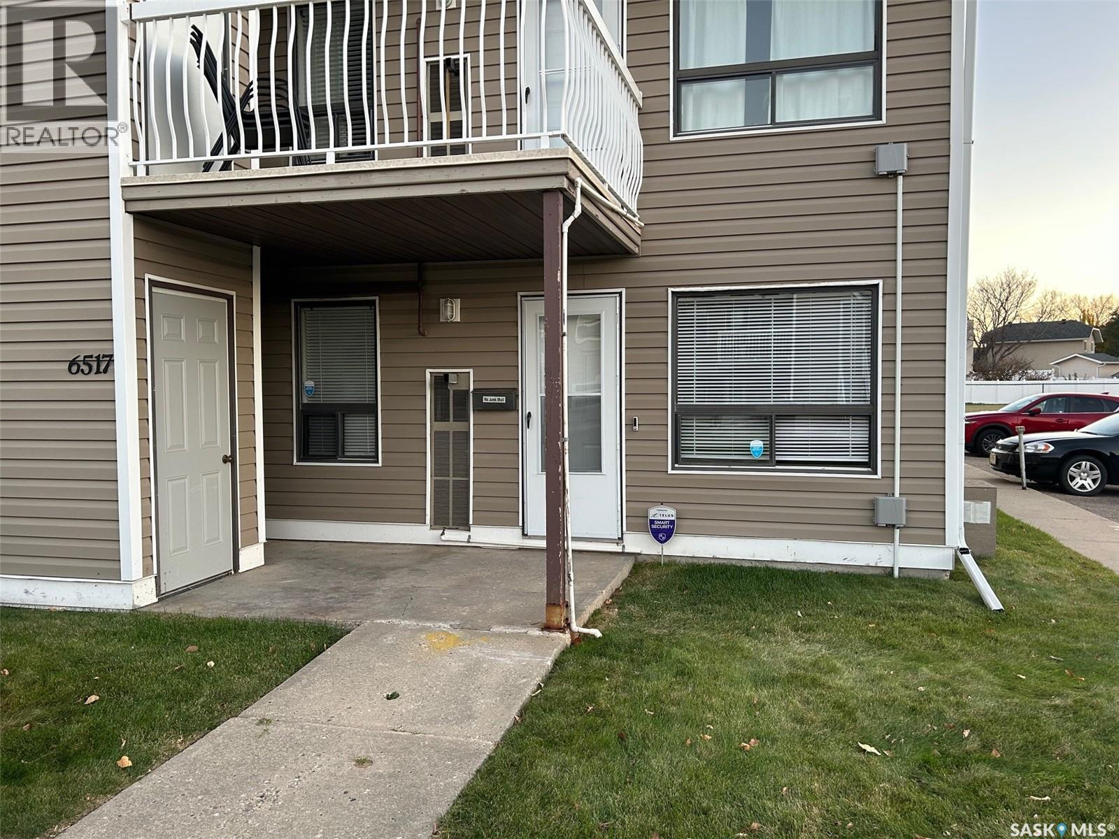6517 Rochdale Blvd, Regina, SK S4X 2Z1