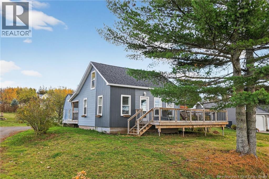 11 Alphee St, Memramcook, NB E4K 1C2