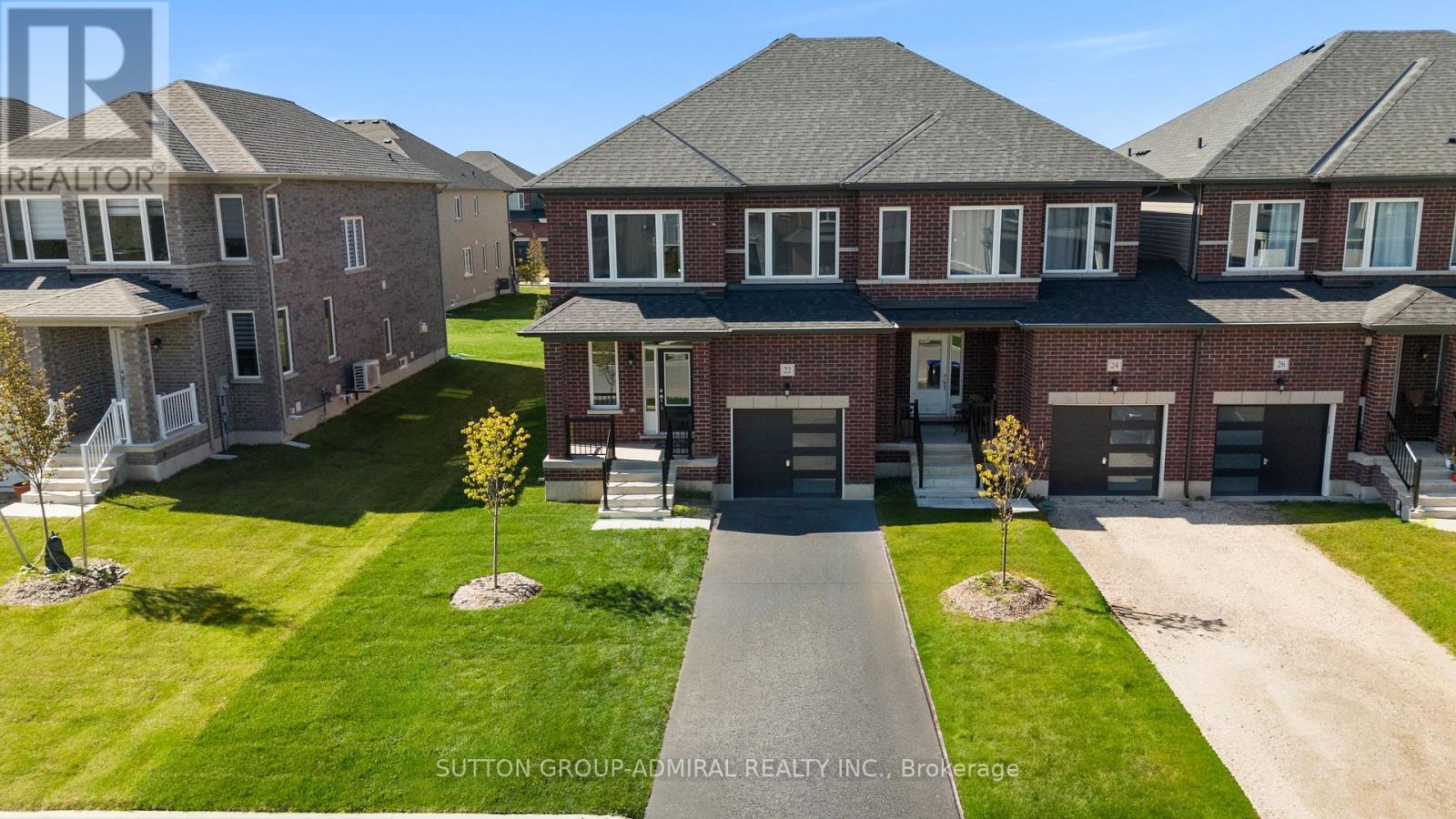 22 Autumn Dr, Wasaga Beach, ON L9Z 0K7