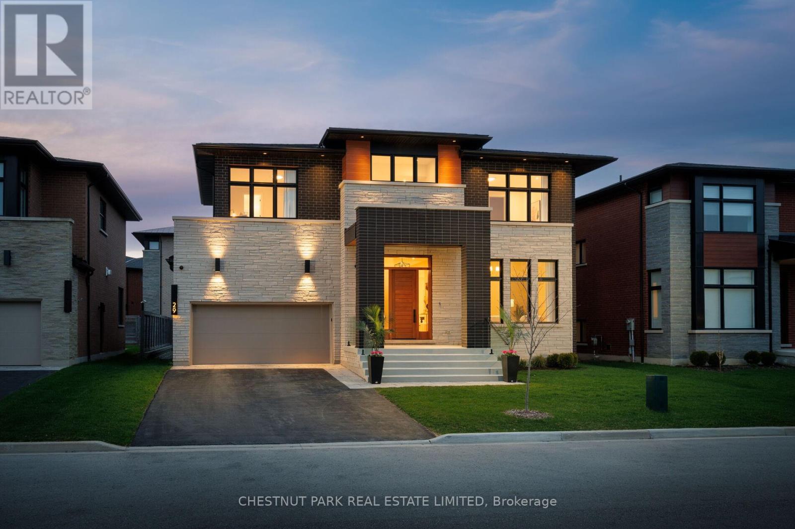 29 Limerick St, Richmond Hill, ON L4E 3W9
