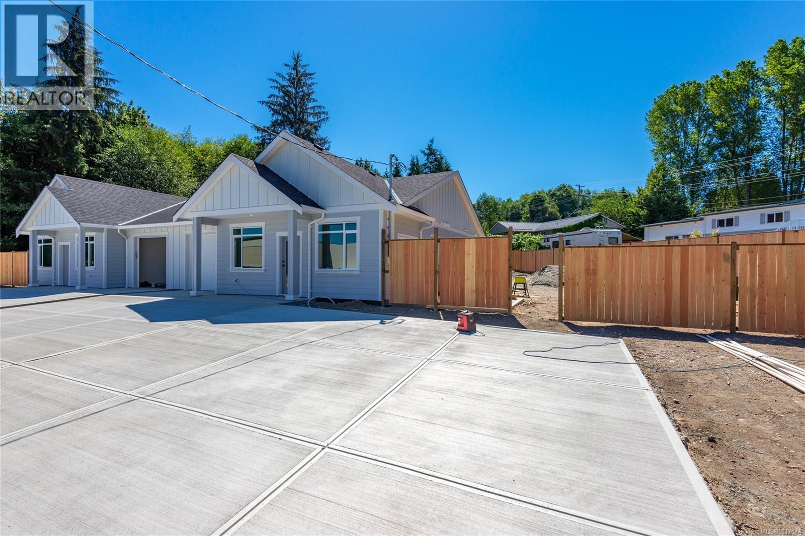 1025 9 Avenue, Campbell River, BC V9W 4A8
