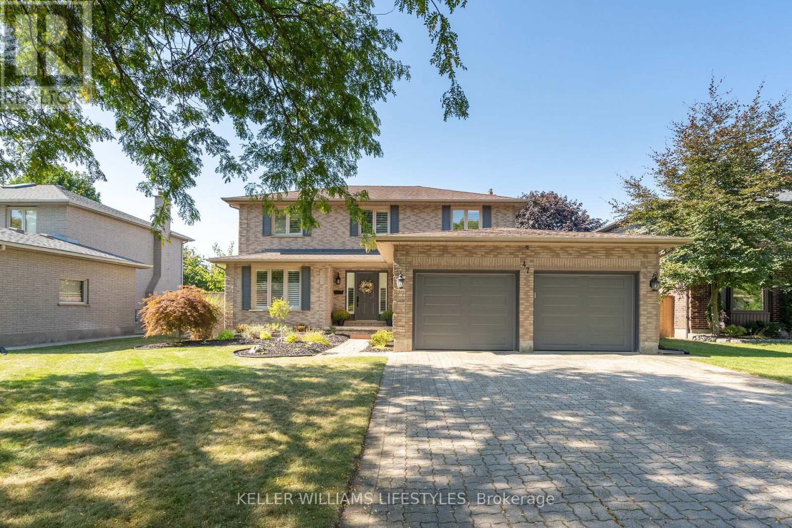 47 Hummingbird Cres, London, ON N6J 4M3