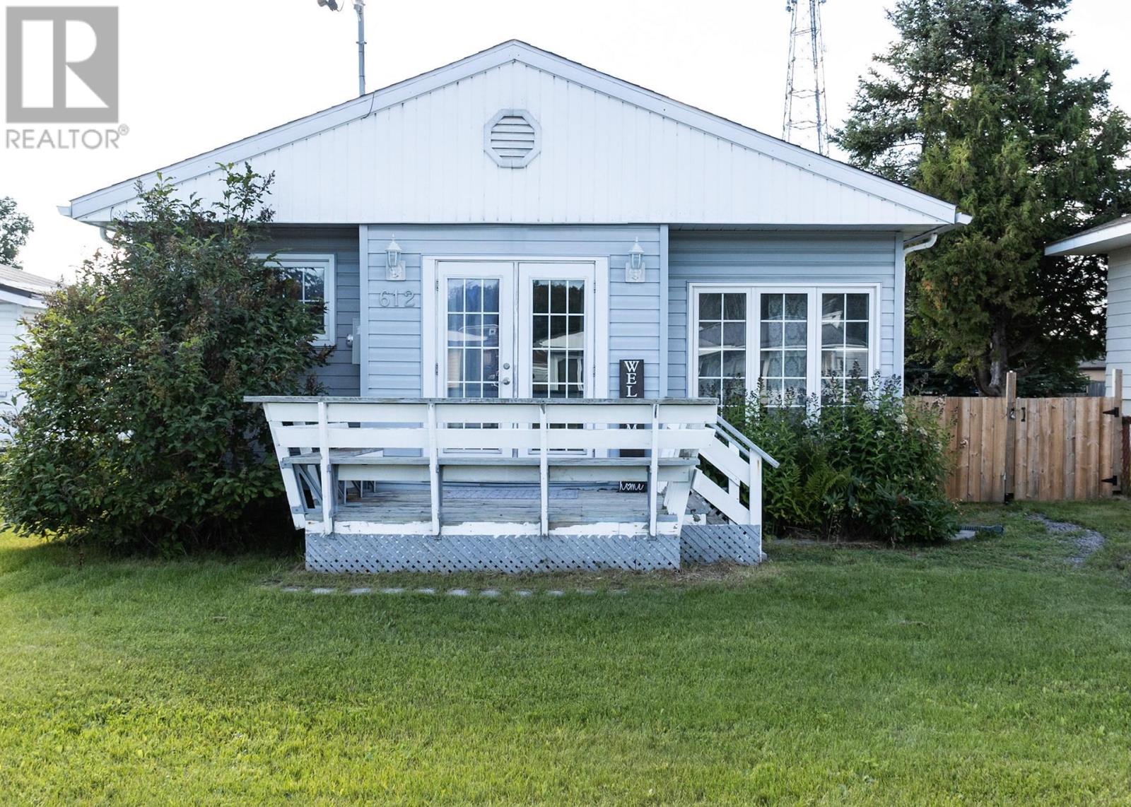 612 Main St, Greenstone, ON P0T 1M0