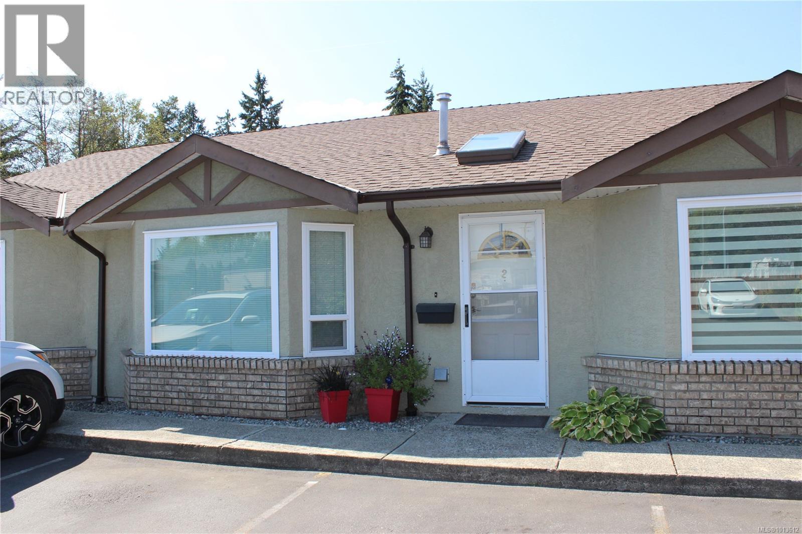 1623 Caspers Way Unit 2, Nanaimo, BC V9S 1K2