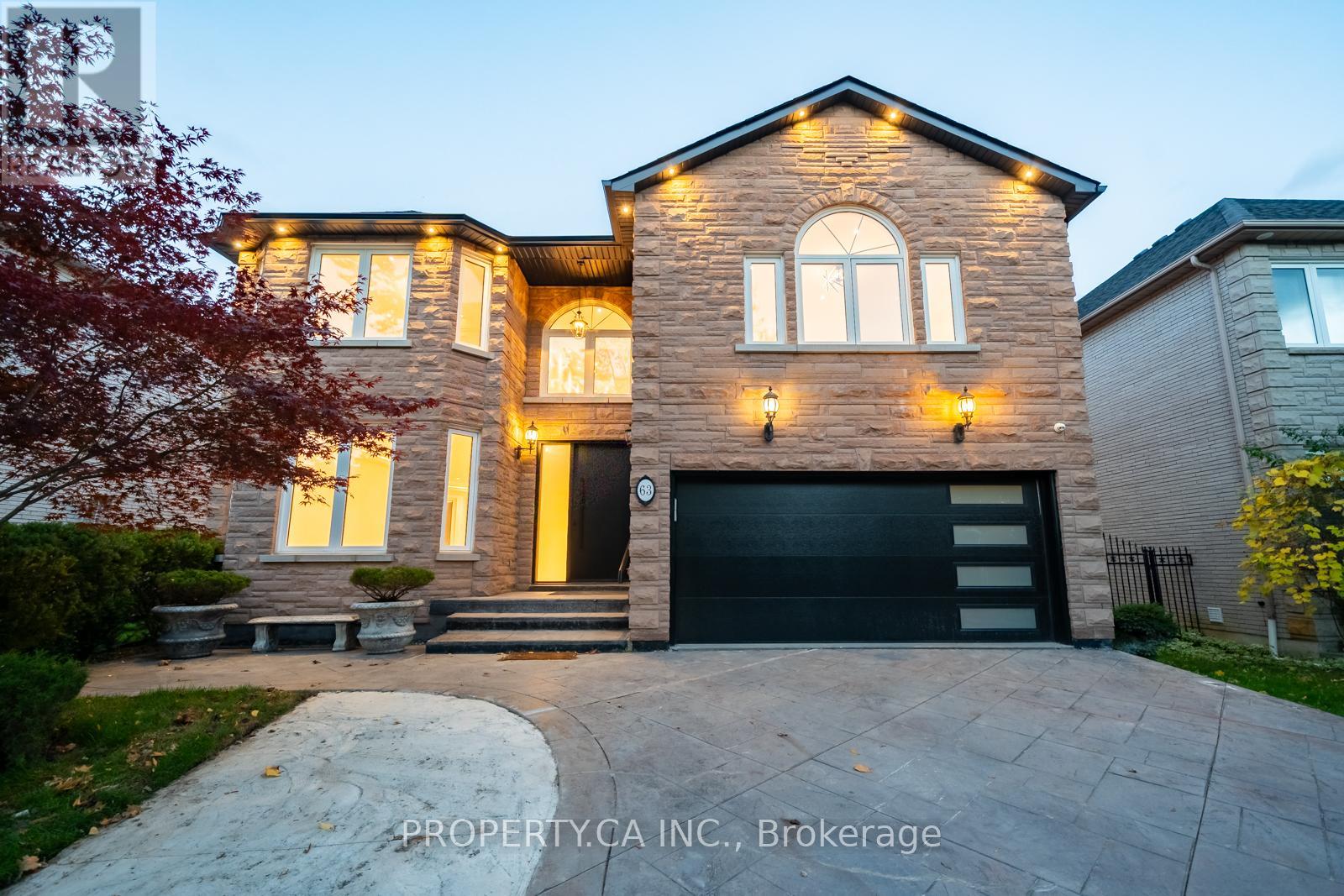 63 Concord Rd, Vaughan, ON L4J 3M2