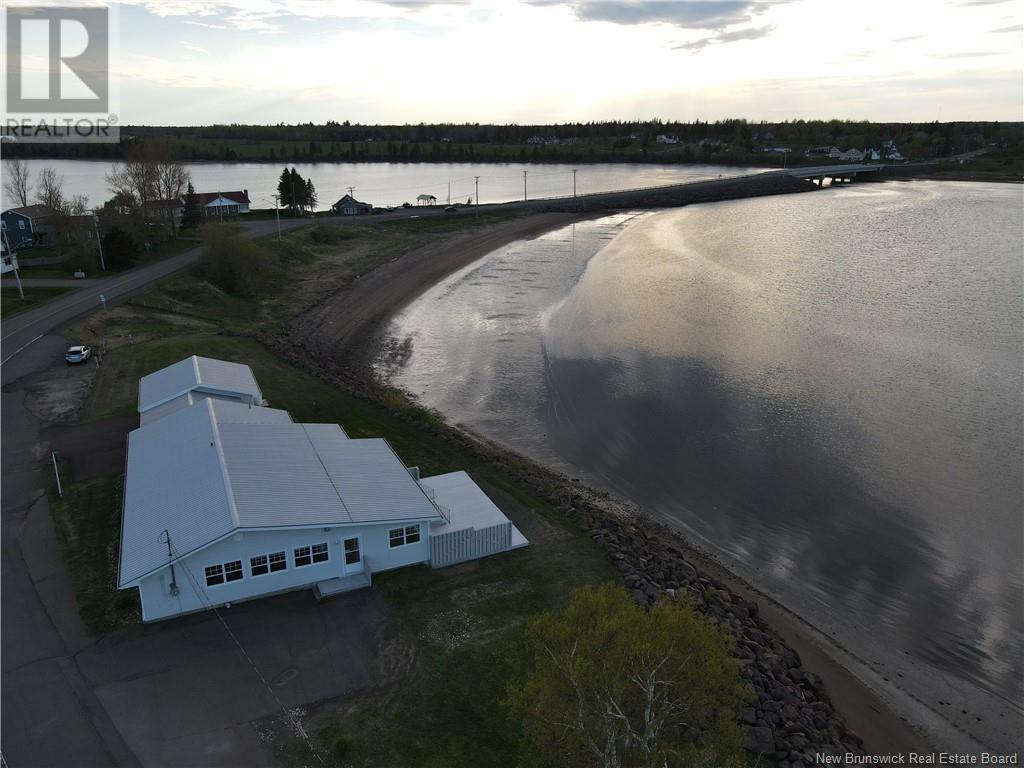 5406 Route 535, Dixon Point, NB E4S 4A1