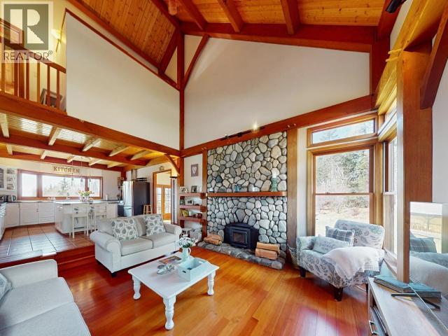3749 Highway 101, Powell River, BC V8A 0E2