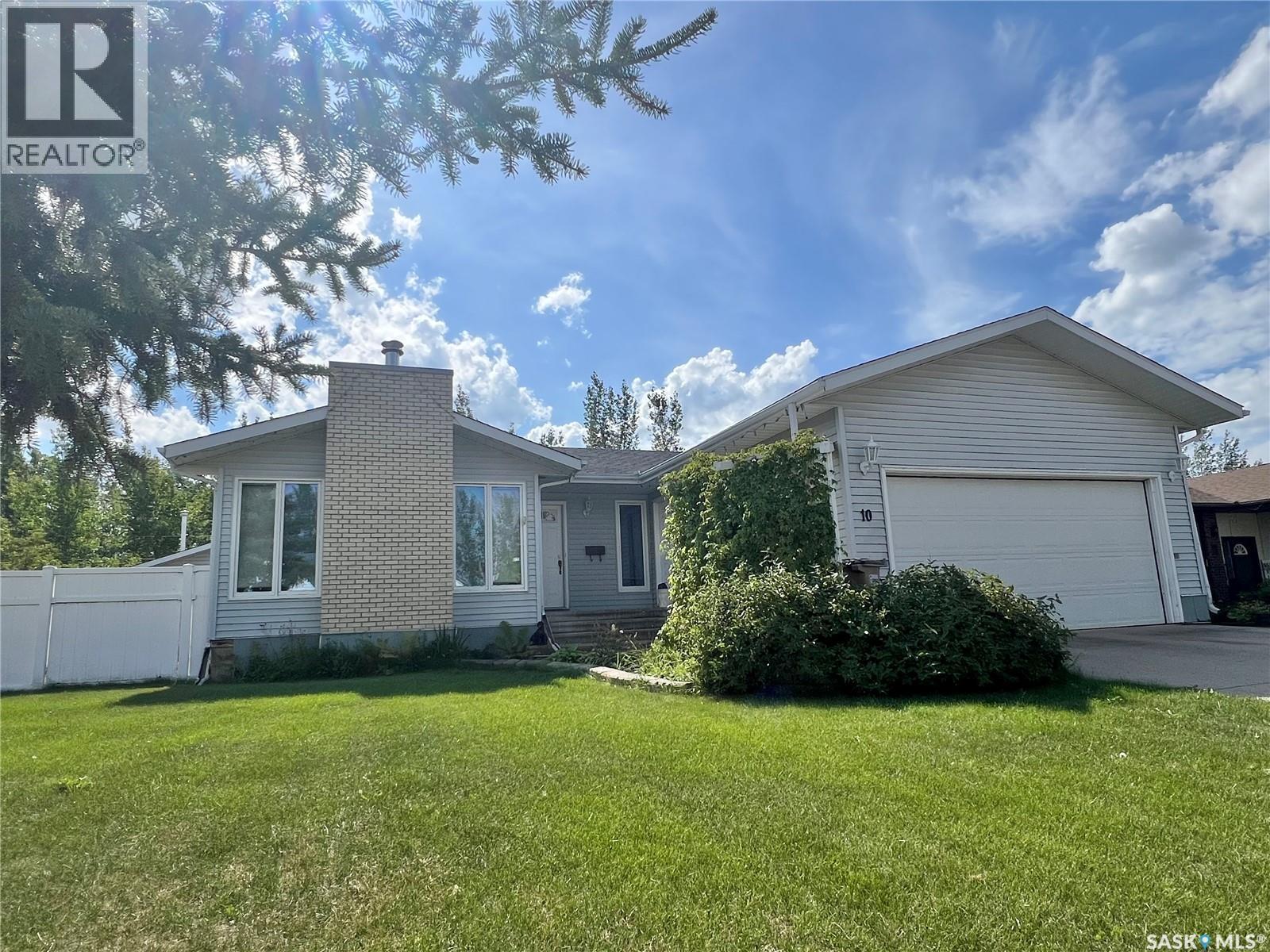 10 Birch St, Porcupine Plain, SK S0E 1H0