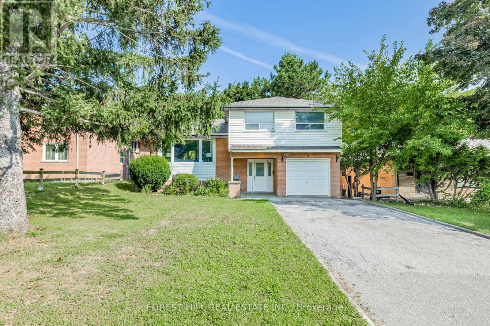 4 Dalmeny Rd, Markham, ON L3T 1L9