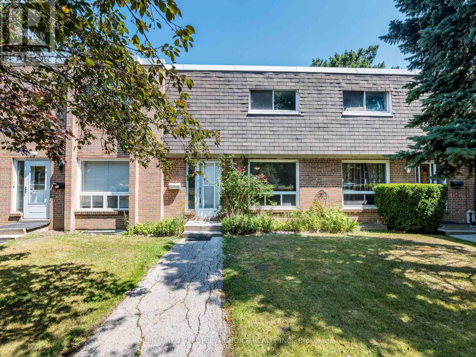 16 1720 Albion Rd, Toronto, ON M9V 3K6