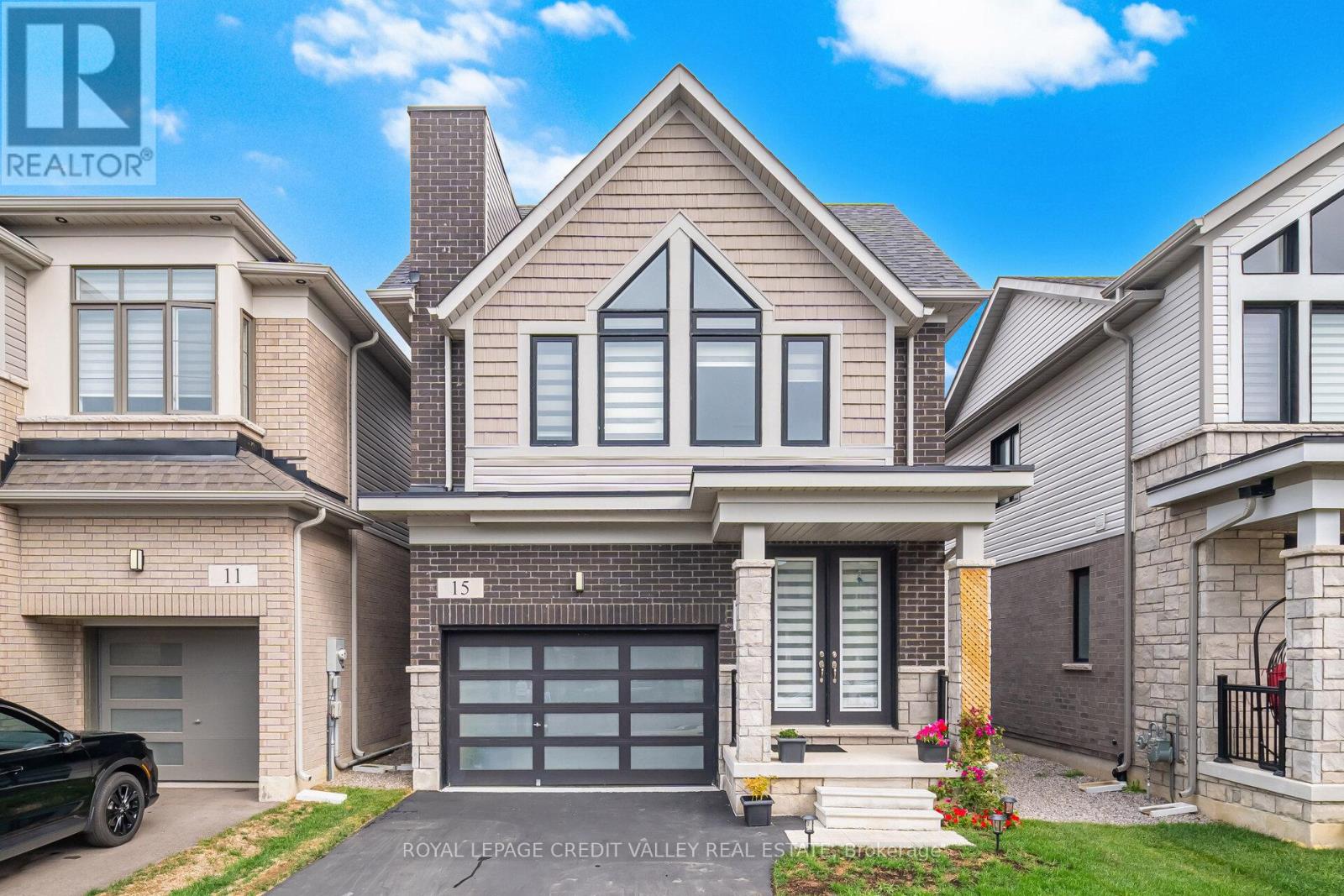15 Weylie St, Hamilton, ON L0R 1W0