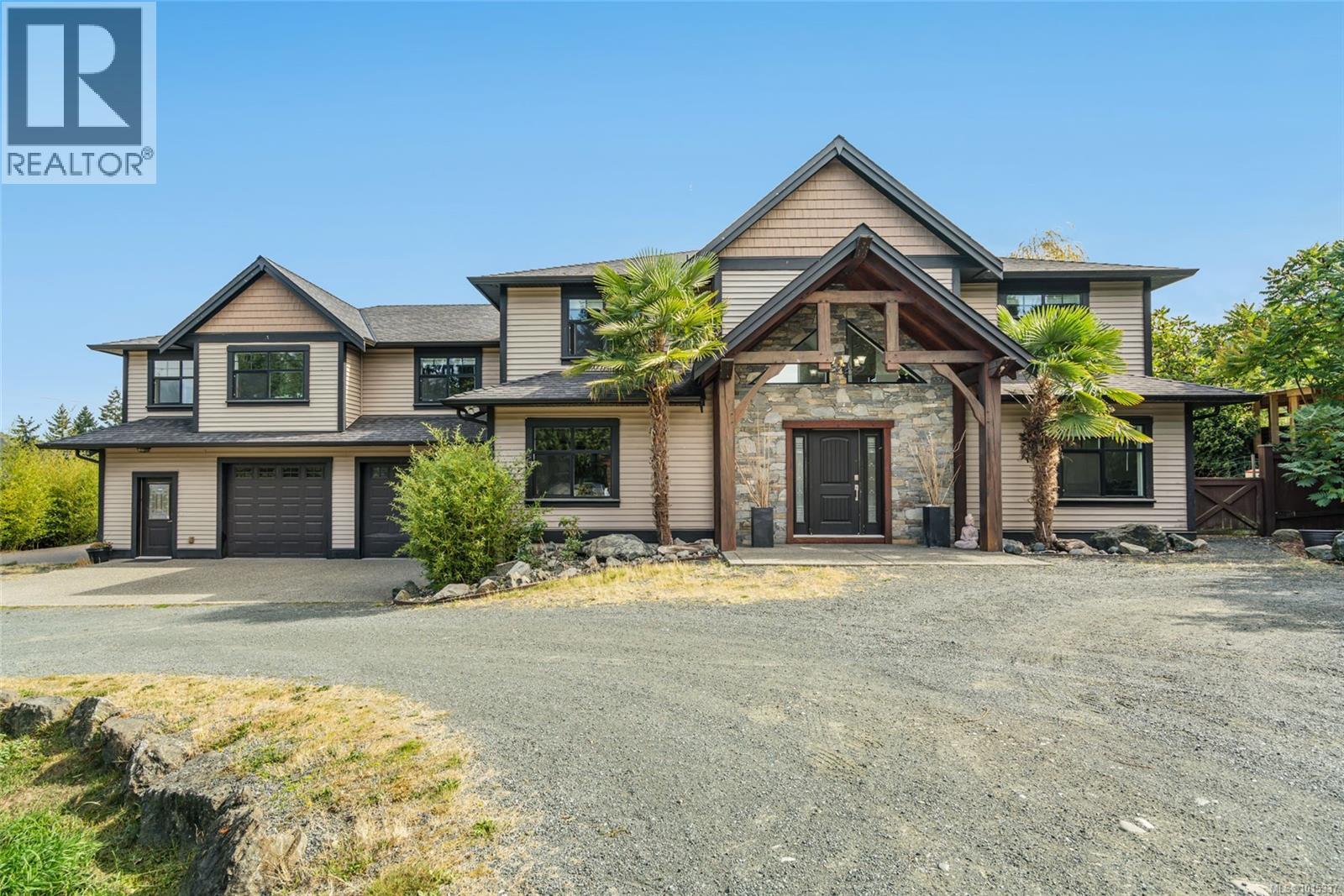 2466 Summerset Rd, Nanoose Bay, BC V9P 9E4