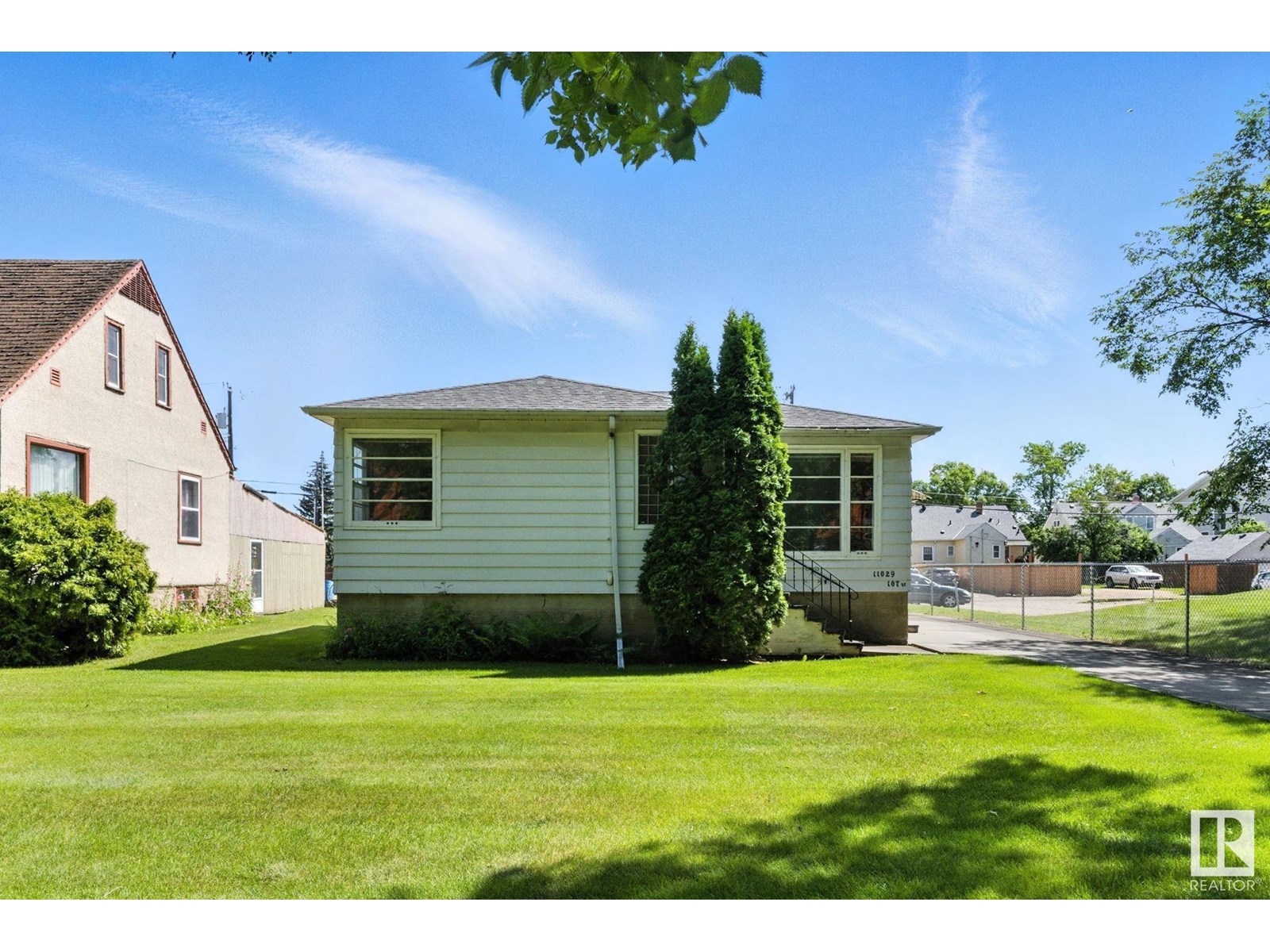 107 St Nw Unit 11029, Edmonton, AB T5H 2Z6