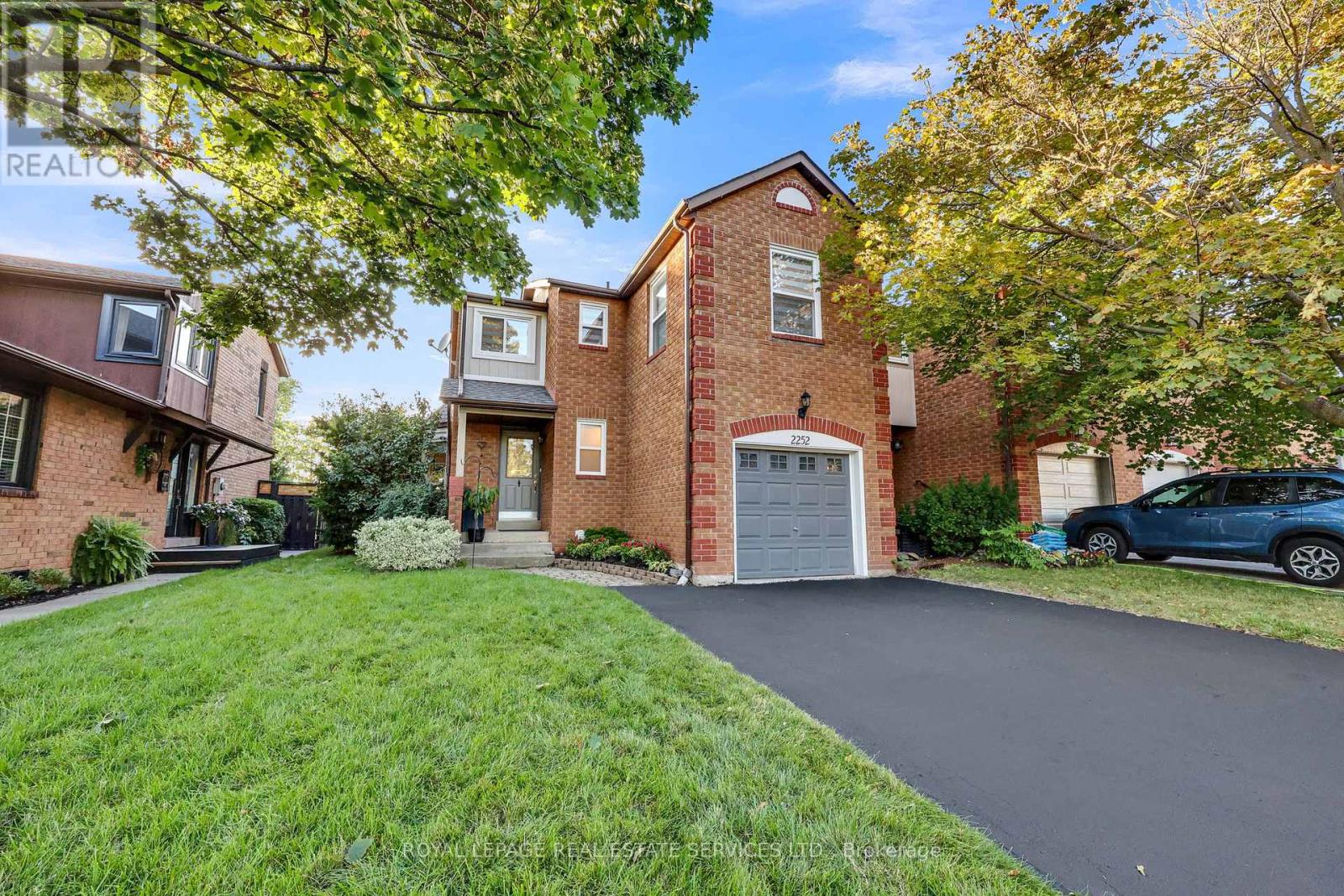 2252 Margot St E, Oakville Ro River Oaks, ON L6H 3M7