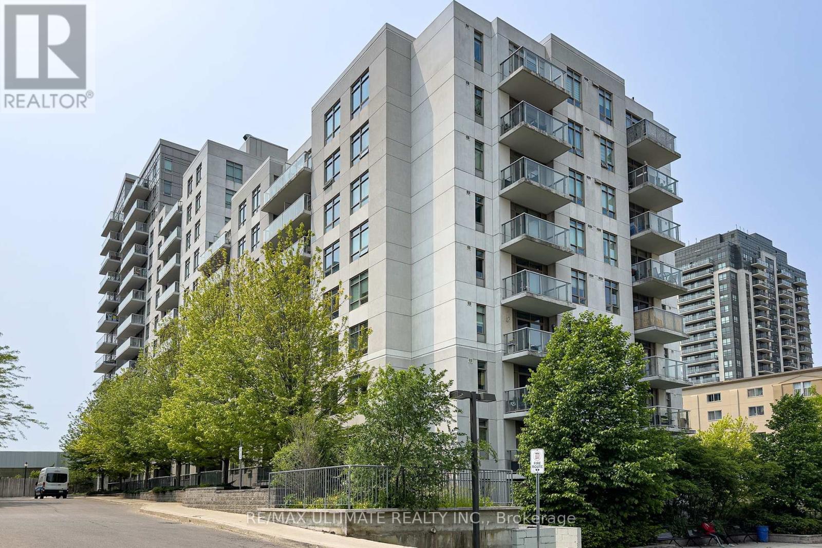 1011 816 Lansdowne Ave, Toronto, ON M6H 4K6