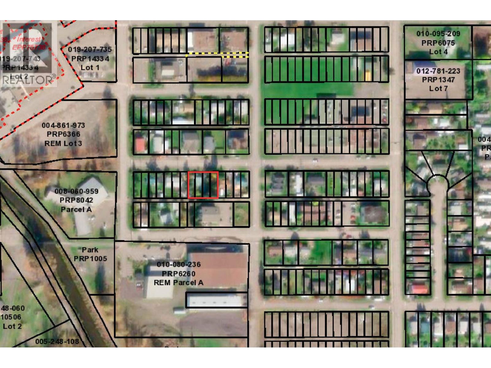 3380-3390 13th St, Houston, BC V0J 1Z0