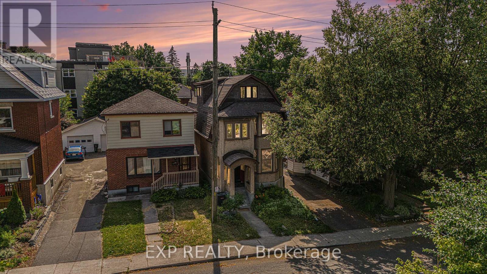 210 Blackburn Ave, Ottawa, ON K1N 8A8