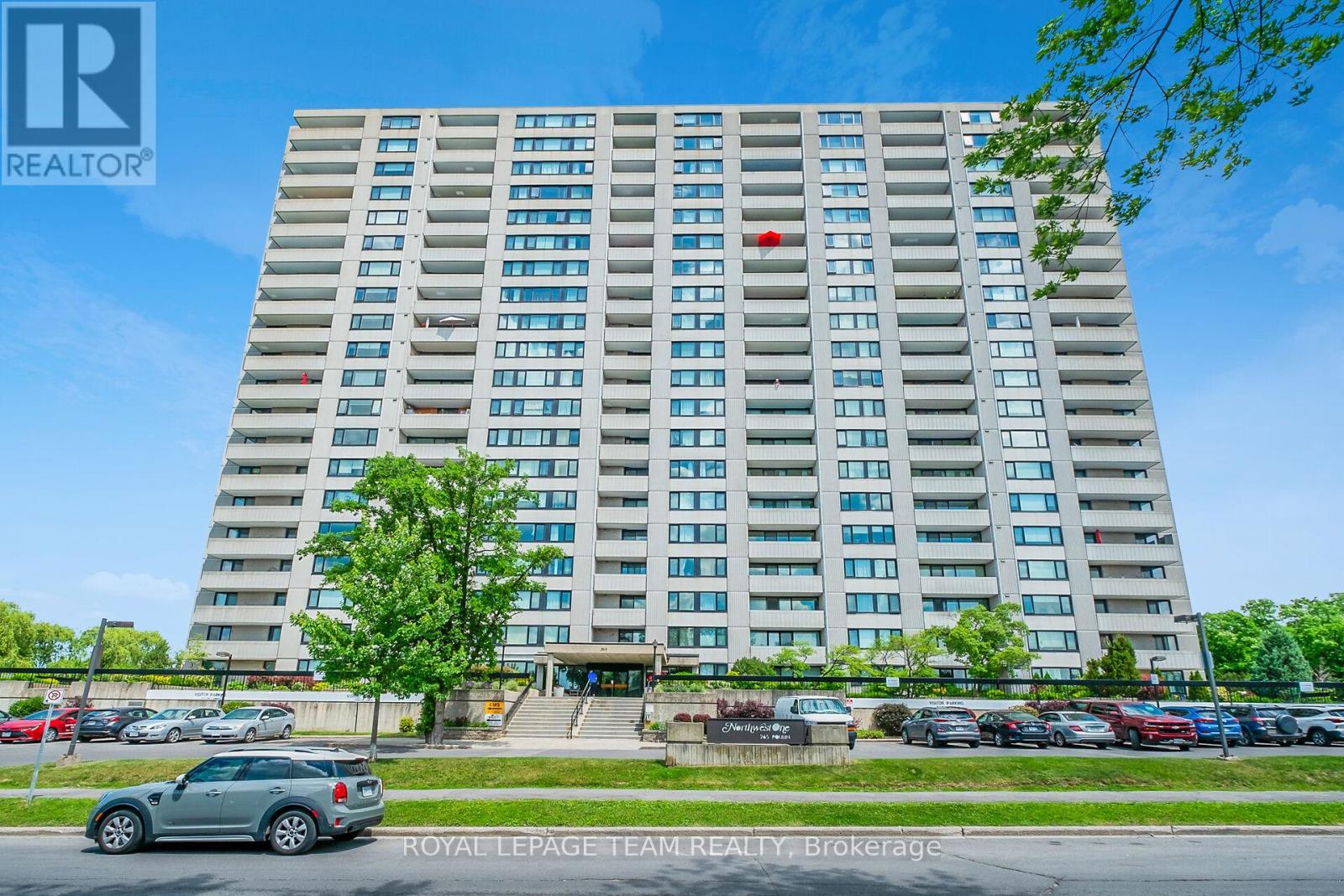 209 265 Poulin Ave, Ottawa, ON K2B 7Y8
