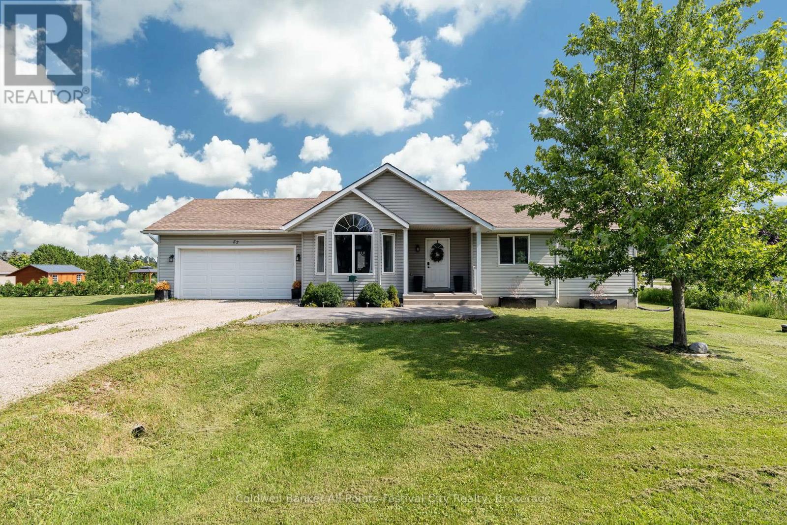 57 Market St, Ashfield-colborne-wawanosh Ashfield, ON N7A 3X9