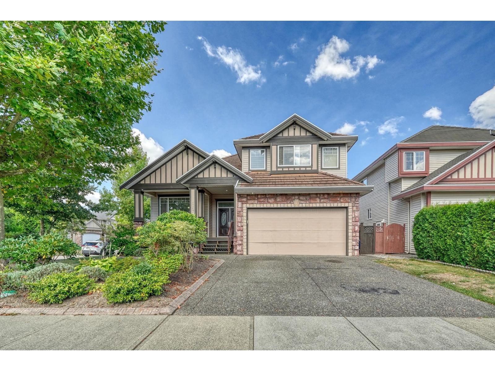 63 Avenue Unit 16703 #b, Surrey, BC V3S 0W5