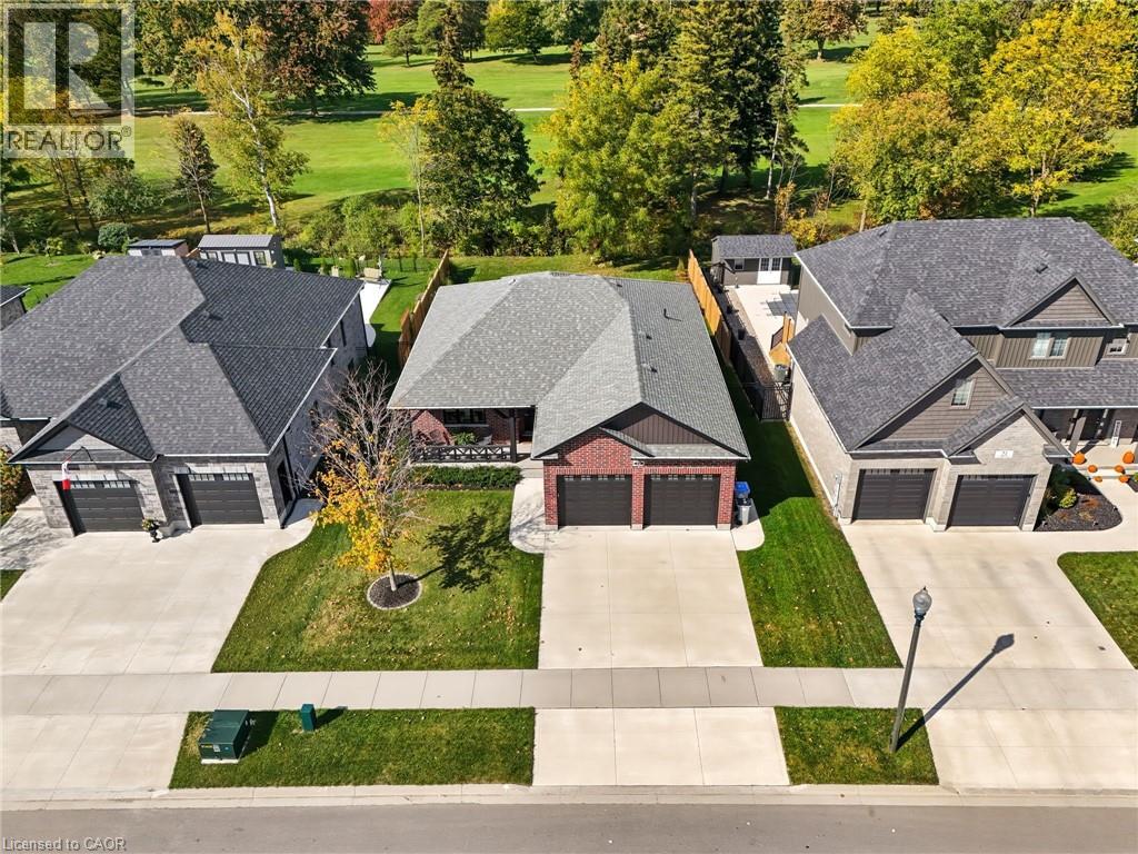 19 Gilmer Cres, Listowel, ON N4W 0H2
