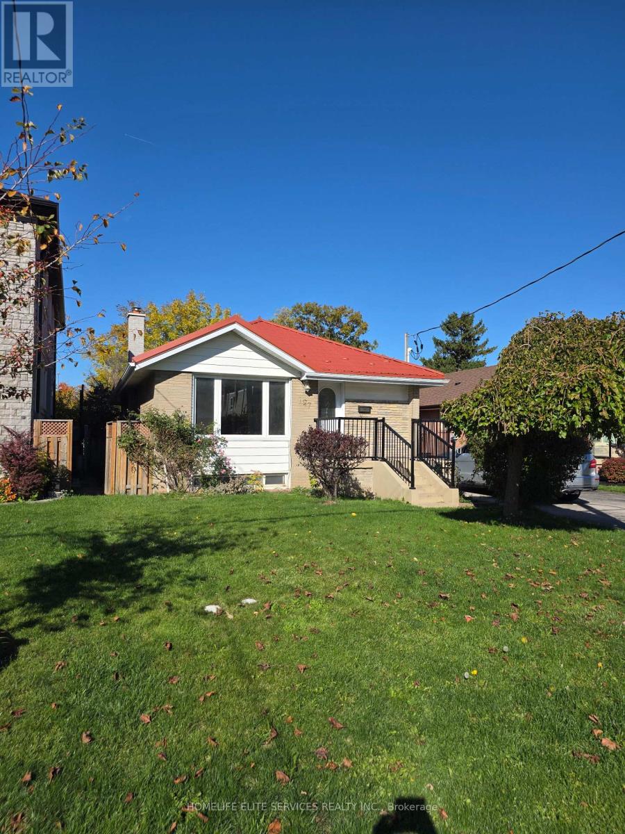 127 Budea Cres, Toronto Wexford-maryvale, ON M1R 4W2