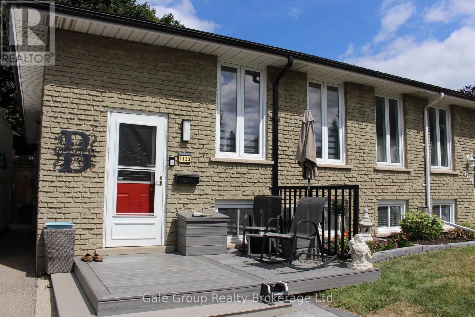 1133 Pearson Dr, Woodstock, ON N4S 8J4