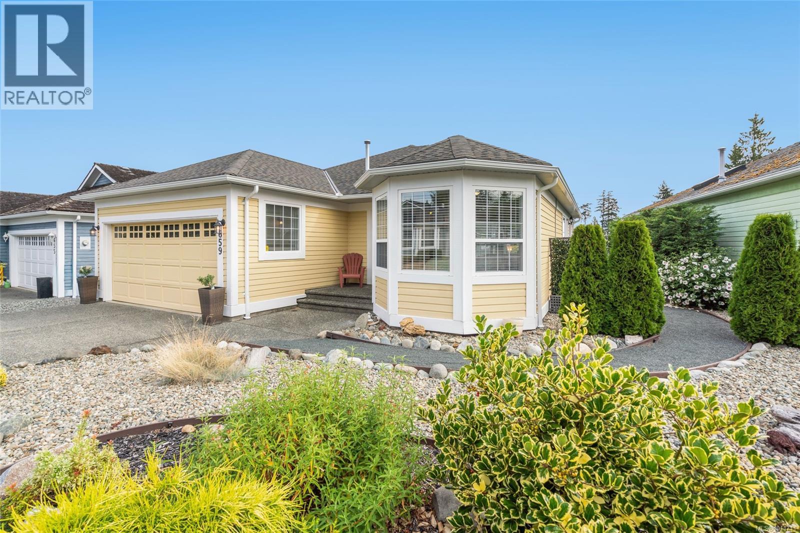 659 Windward Way, Qualicum Beach, BC V9K 2K4