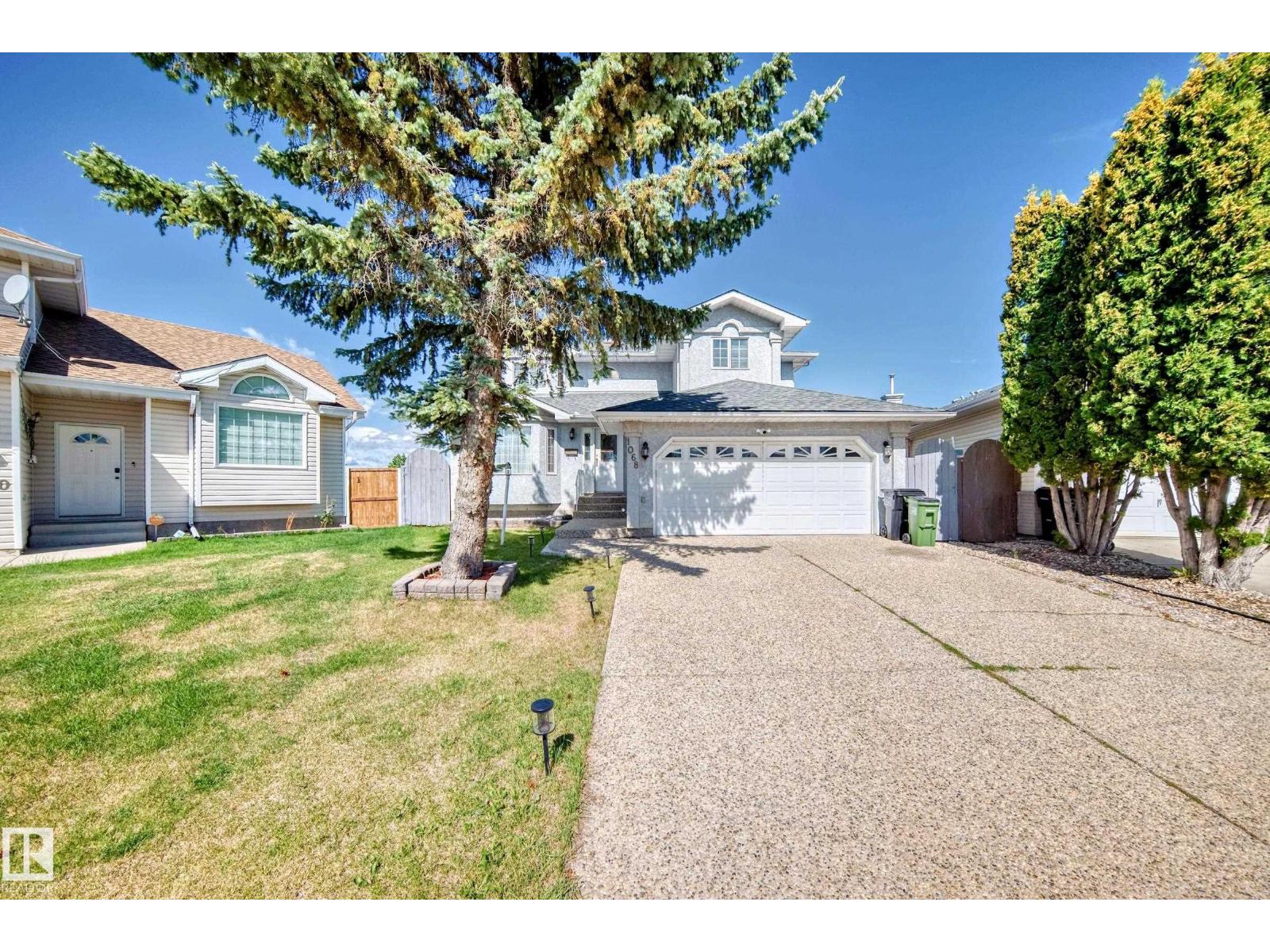 1068 James Cr NW, Edmonton, AB T6L 6P6
