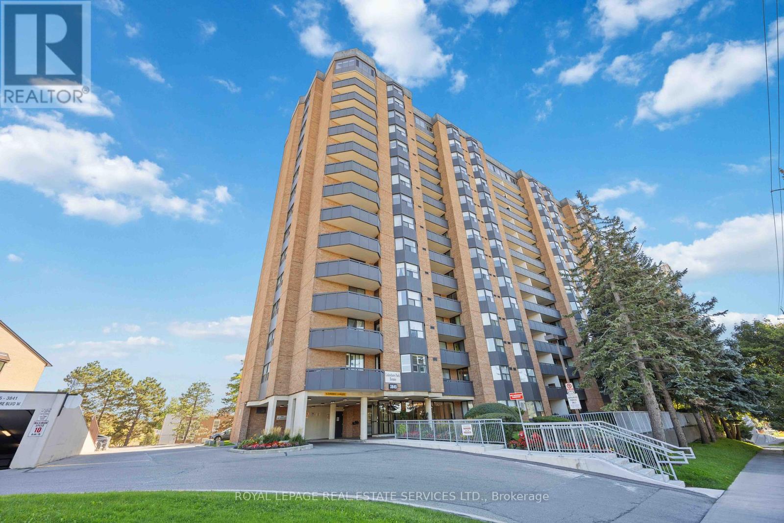 1410 3845 Lakeshore Blvd W, Toronto, ON M8W 4Y3