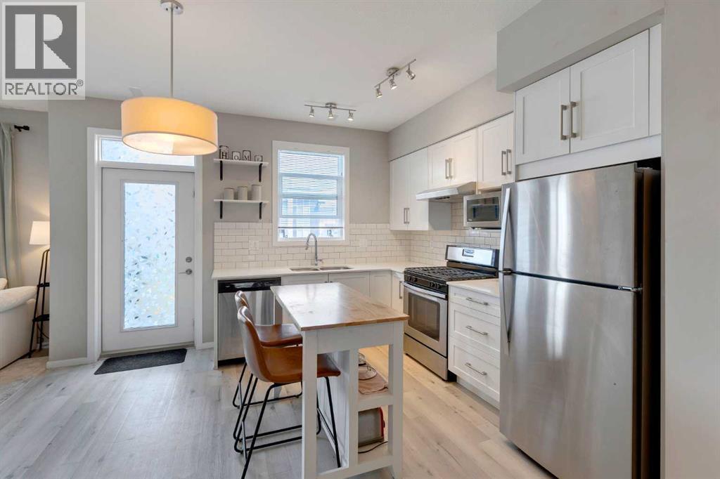 110 Redstone Walk Ne Unit 202, Calgary, AB T3M 1M6