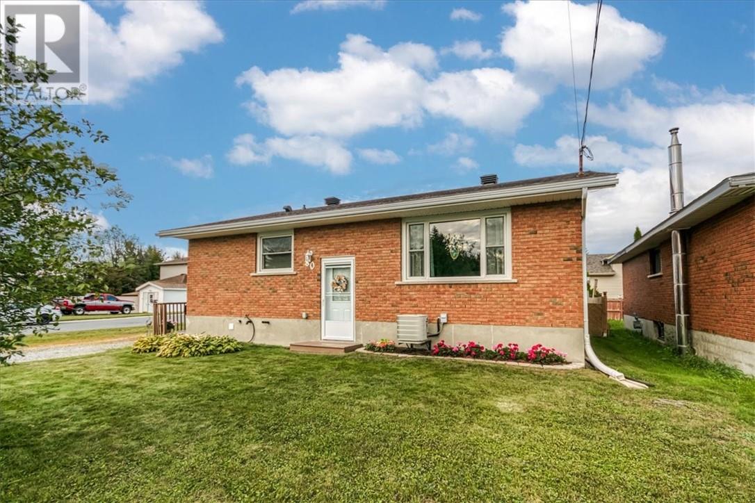 80 Imperial Dr, Garson, ON P3L 1G6