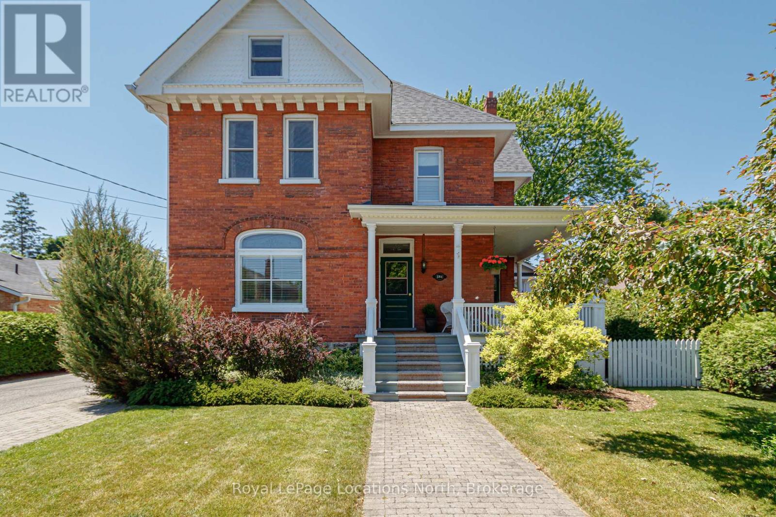 284 Maple St, Collingwood, ON L9Y 2R4
