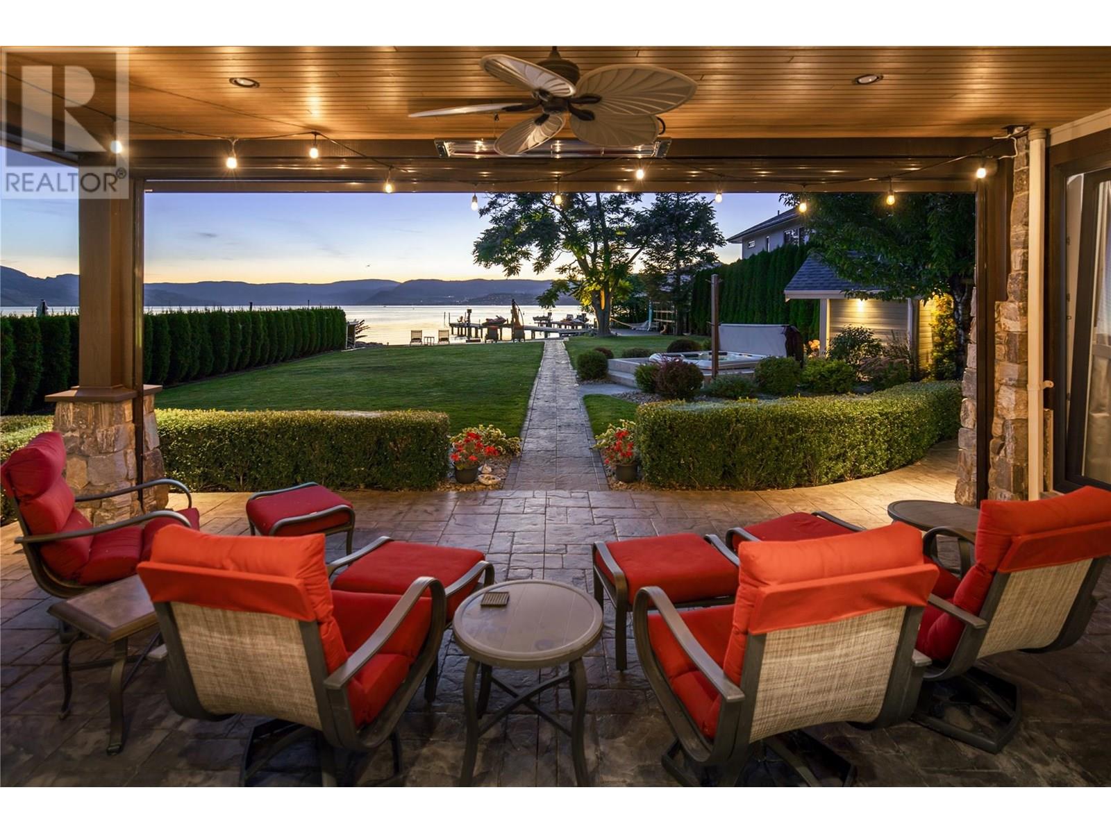 3908 Bluebird Rd, Kelowna, BC V1W 1X6