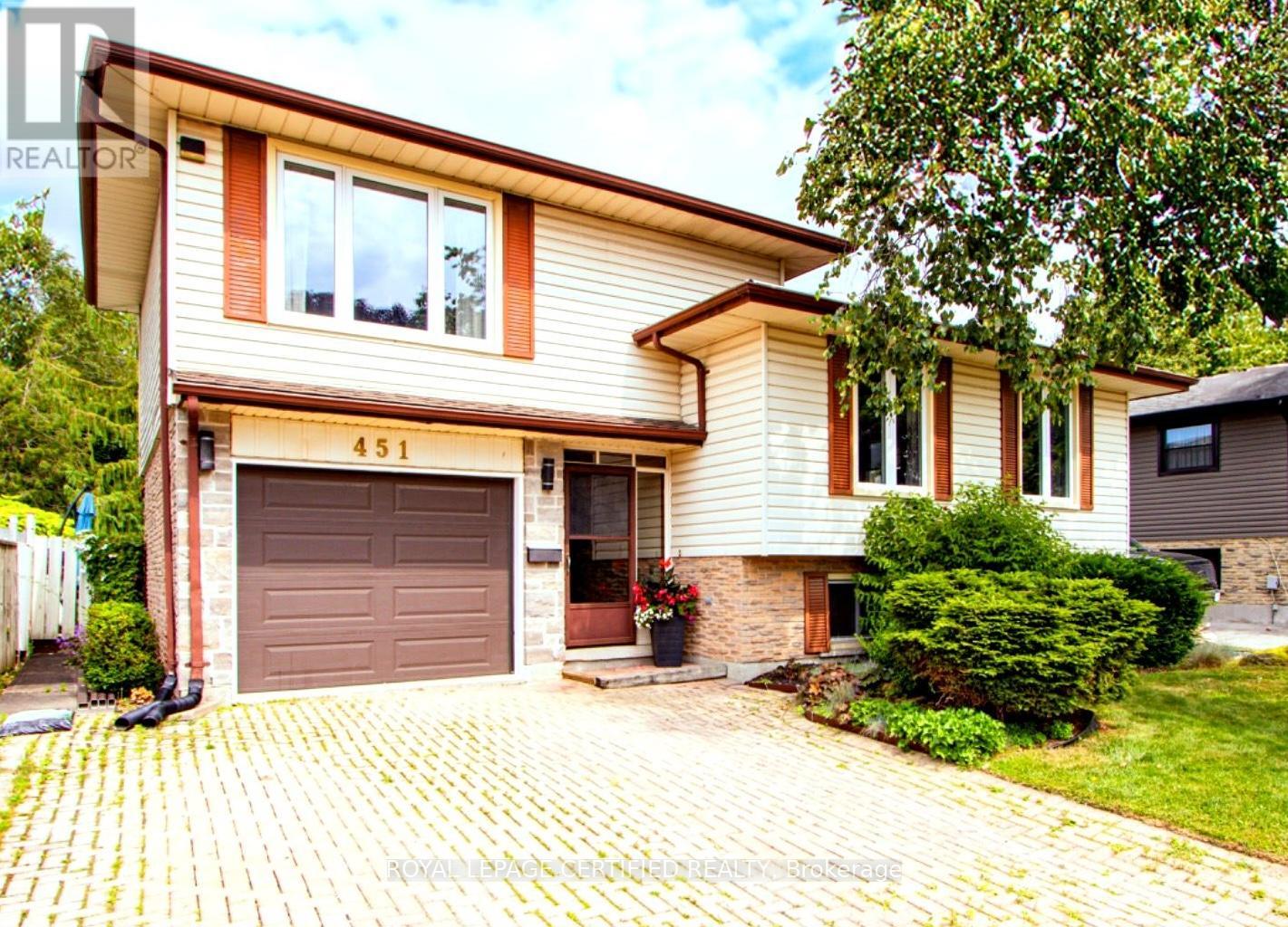 451 Lampman Pl, Woodstock, ON N4S 8L7